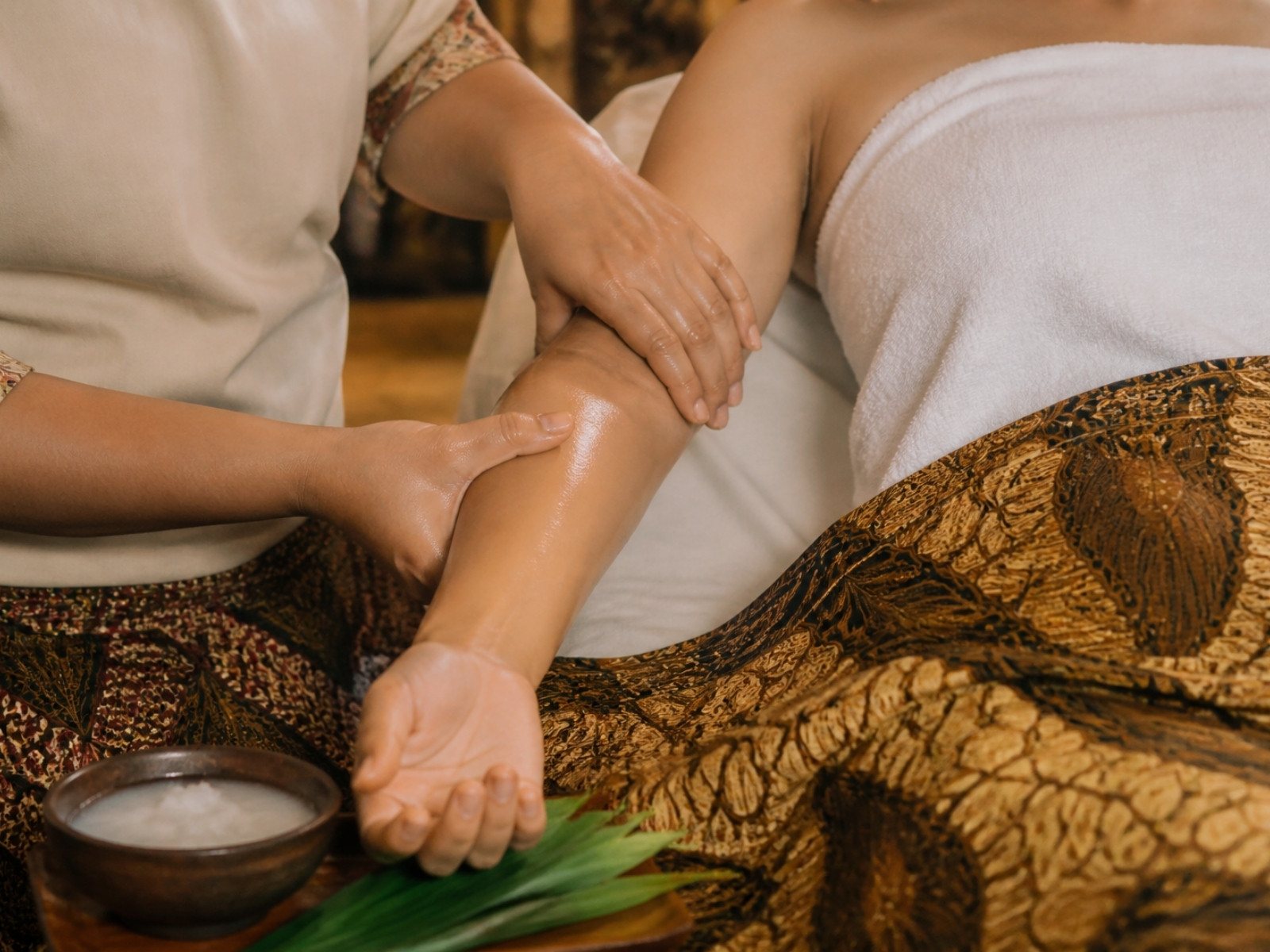 Pijat Tradisional panggilan Bandung